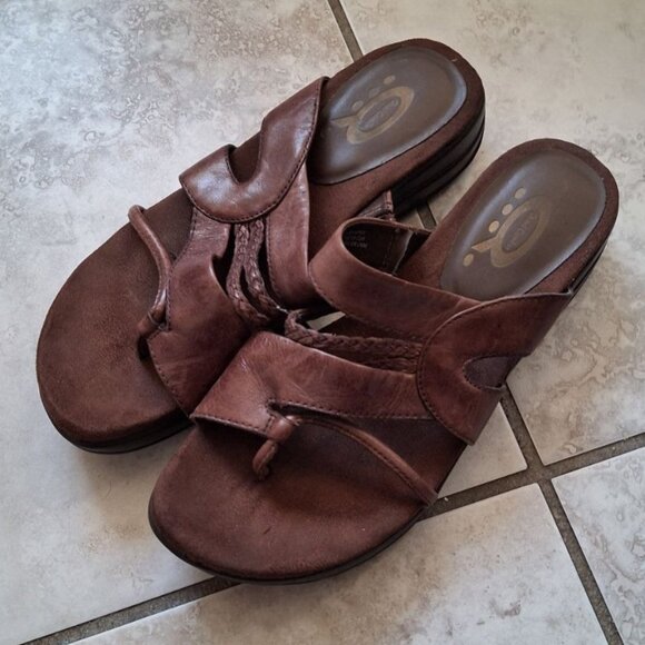Denver Hayes "Jenna" Leather Thong Sandals - Brown - Women's Size 7M - Picture 1 of 7